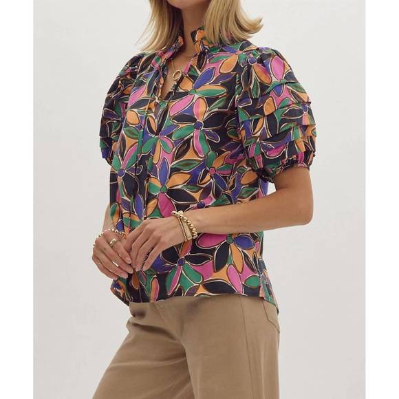 NEW ENTRO floral print short sleeve tiered detail blouse in multicolor